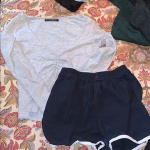 BRANDY MELVILLE BUNDLE